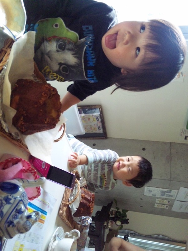 早く大きくなって、ママと一緒に作ろうね♪