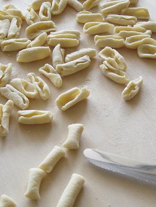 プーリアの手打ちパスタカヴァテッリ