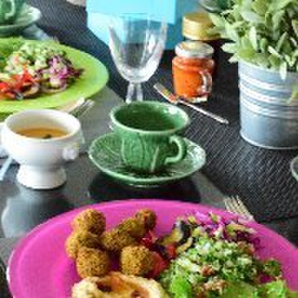 中東料理。豆がベースでベジタリアン