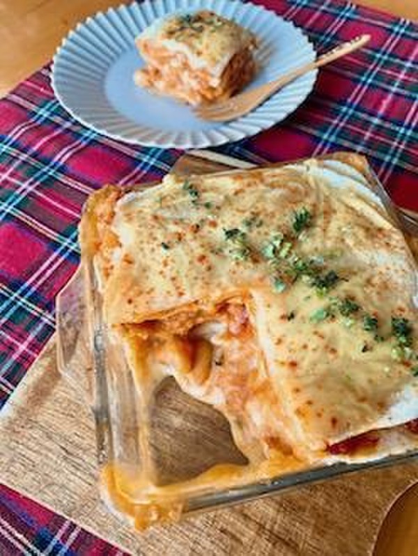 米粉のラザニアは、豆乳クリームとトマトソースを重ねて。