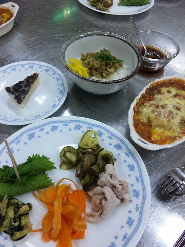 おすすめは、なす丼です。