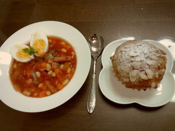 メープルアーモンドパンとスープでご試食