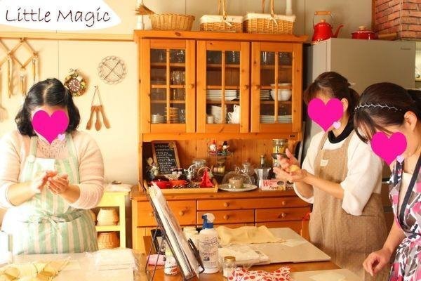 教室は木のぬくもりが温かい雰囲気です♪