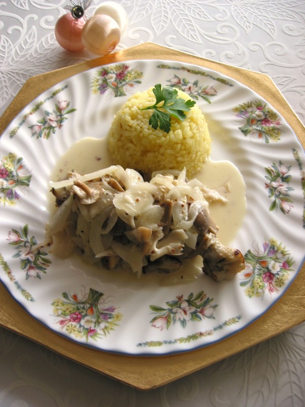 2011クリスマスメニュー「チキンのキノコクリーム煮」♪
