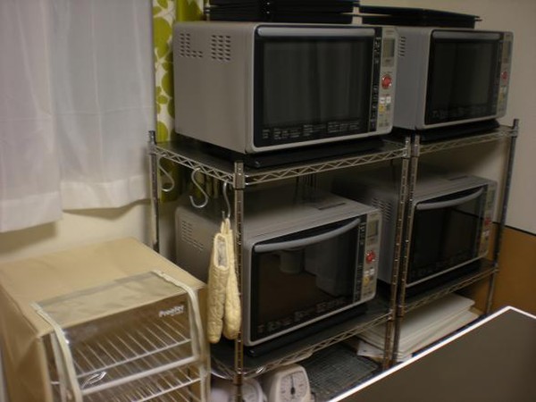 ｵｰﾌﾞﾝ4台と専用発酵器保有