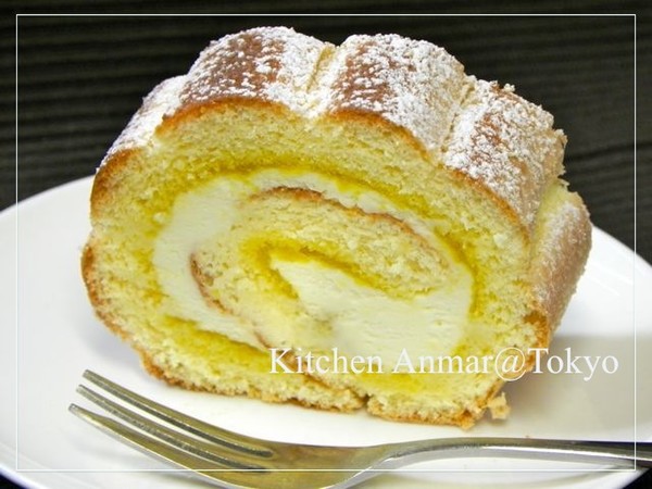 「うずまきパン」をイメージしたケーキ♪♪島人参ジャム入り。