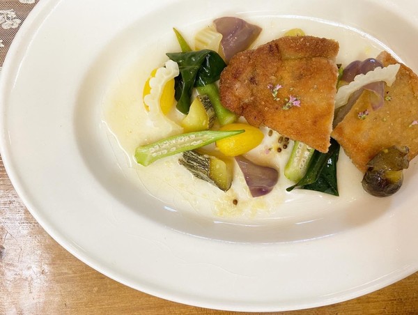 豚フィレ肉のコートレットと夏野菜のアラグレック