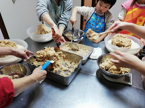 冬期限定味噌講座。お子様連れＯＫです。