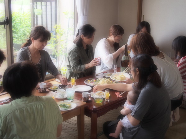 出張料理のケータリング食事風景♪