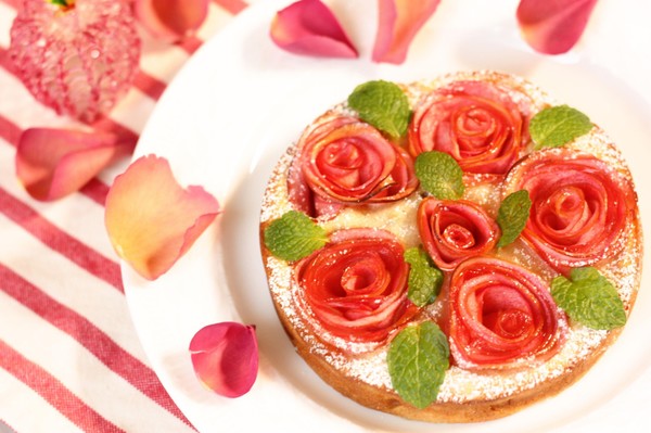林檎の薔薇ケーキ