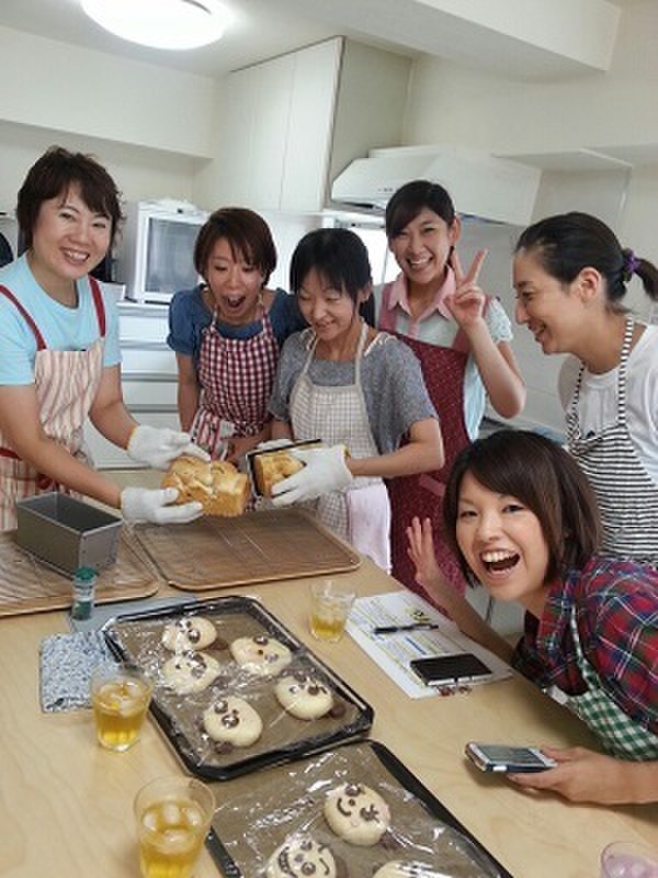 パンダちゃんのクリームパンを作っています！