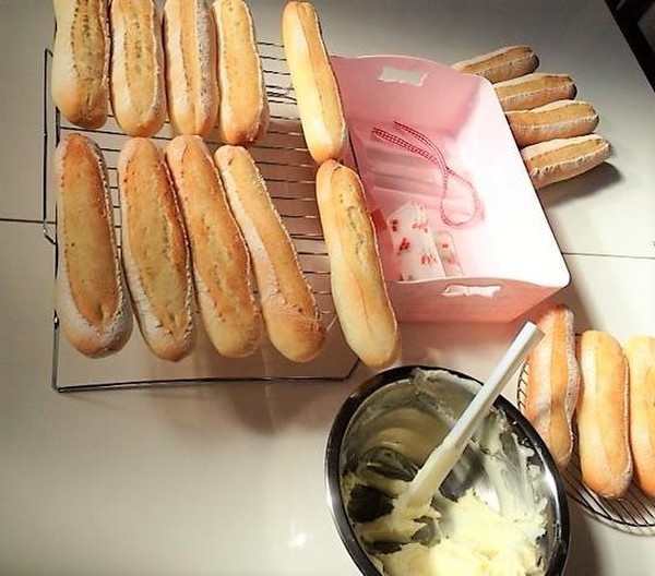ミルクフランス♡カルピスバターで作るミルクバタークリーム