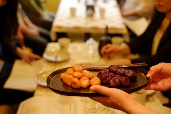 韓国伝統茶と伝統菓子の会
米粉と野菜のヘルシースィーツ