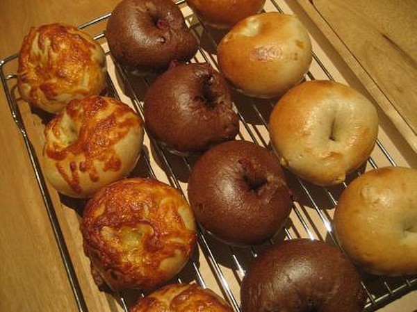 もちもちの食感がたまらないベーグル。