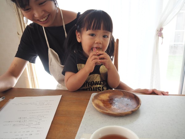 試食タイムはお子様もお楽しみの時間