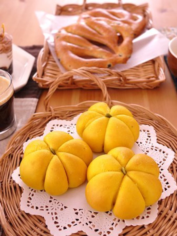 10月はフーガス＆かぼちゃそっくりかぼちゃパン♪