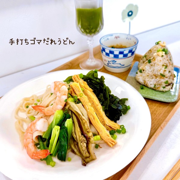 手打ちゴマだれうどん他