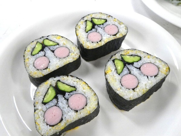 飾り巻き寿司・さくらんぼ