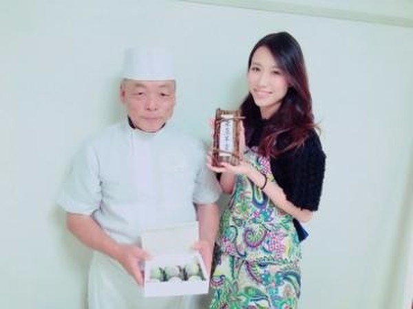 背の高い美人です。栗蒸羊羹喜んで頂けました。