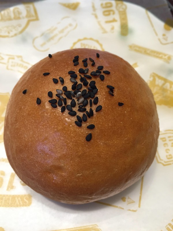 ファミリーコースパート1
あんパンです。