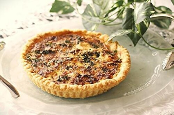 玉ねぎタルト、シンプルな素材をひと手間かけて極上の味わいに！