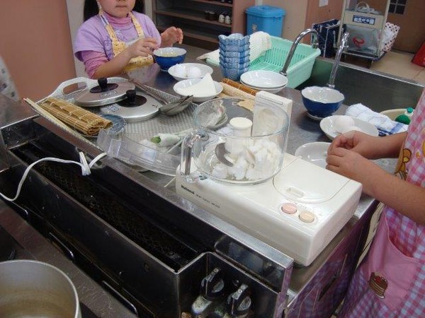 伊達巻を作ります。