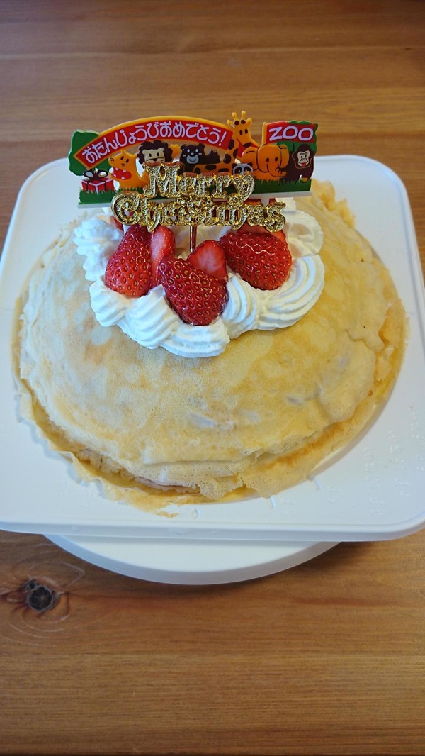 ミルクレープ(クリスマス仕様)です。