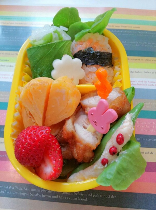 お弁当レッスンでは配色、盛りつけのコツなどをお伝えします
