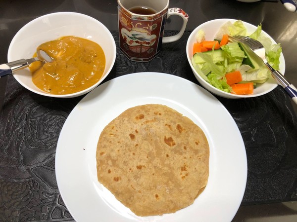 バターチキンカレーとロティ
