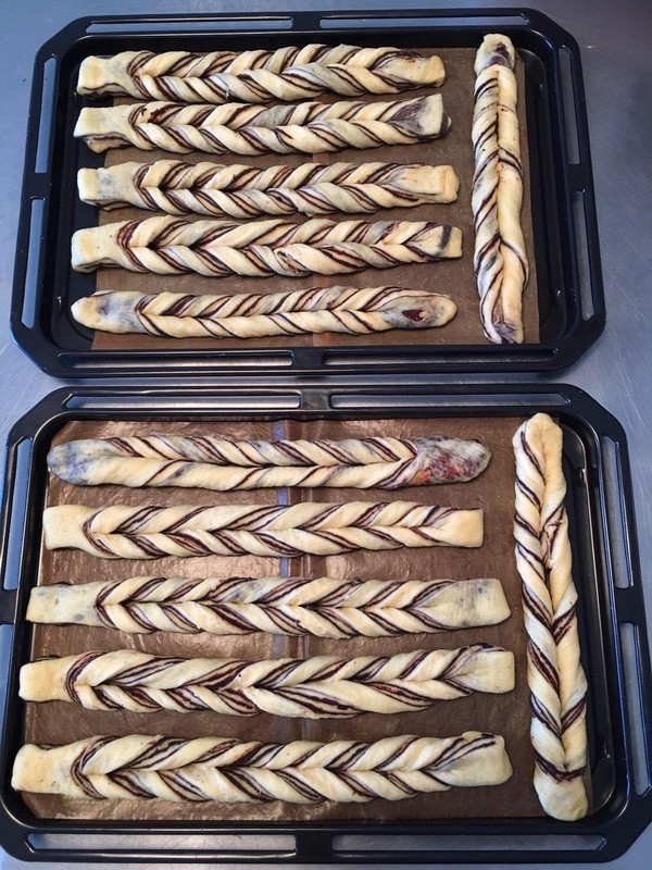 チョコシートも手作り
折り込み成形です