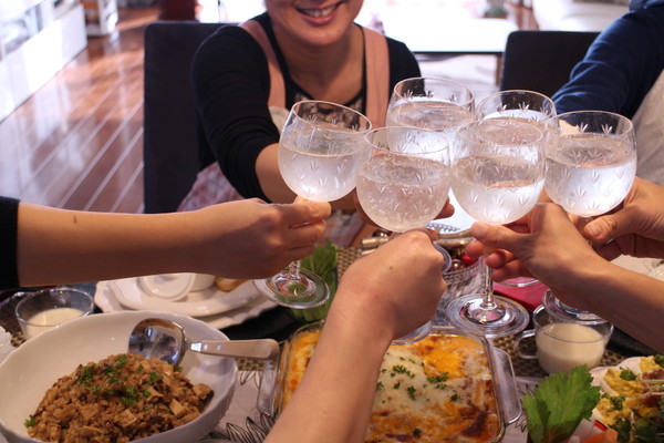 お食事タイムの乾杯！
