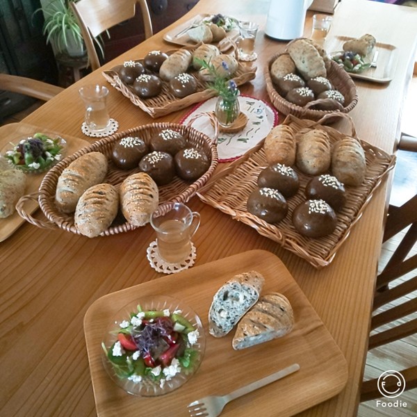 ほうじ茶あんパンと雑穀チーズパンの会