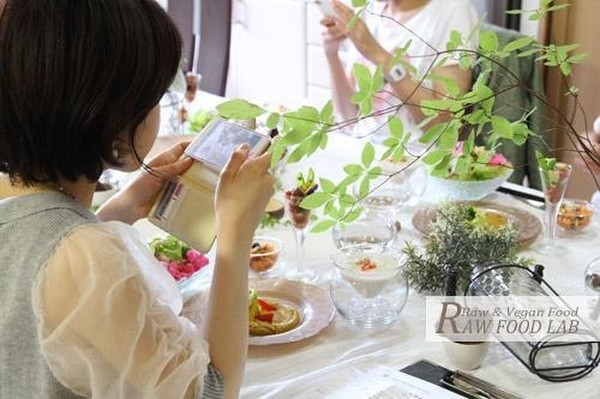 少人数制おひとりでのご参加もお気軽にお越しください