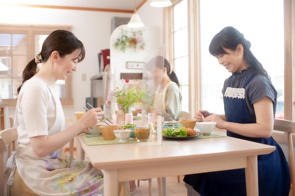 試食時のパネルの設置やお持ち帰りも対応