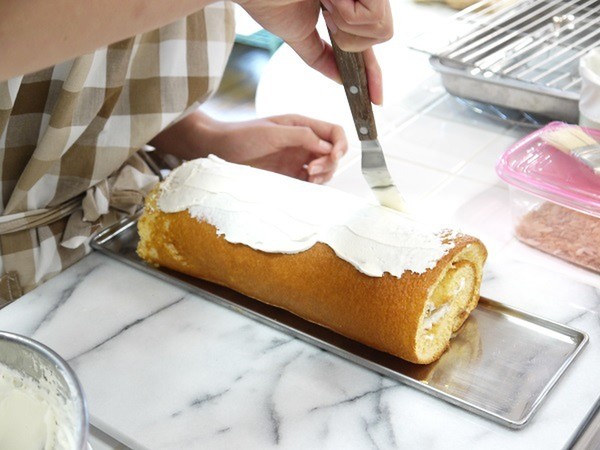 フルーツロールケーキ