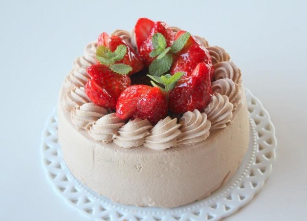 チョコレートクリームの
ショートケーキ
