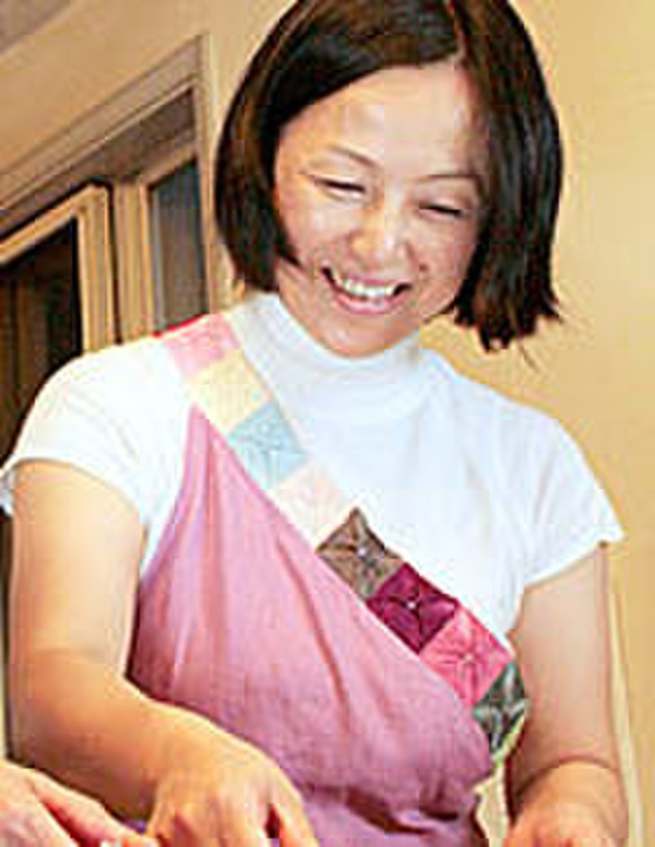 金です。明るく賑やかな教室を楽しみながら行っています！！