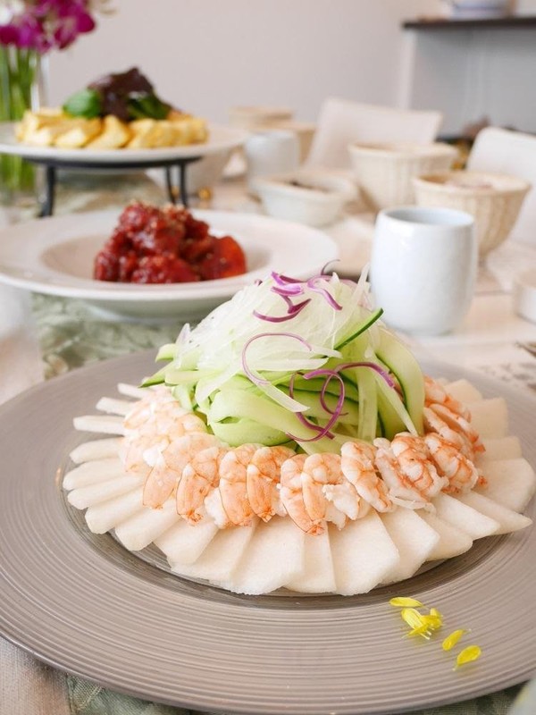 梨と海老の冷菜