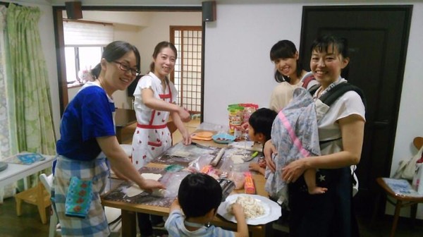 親子連れさんやOLさんが多いです