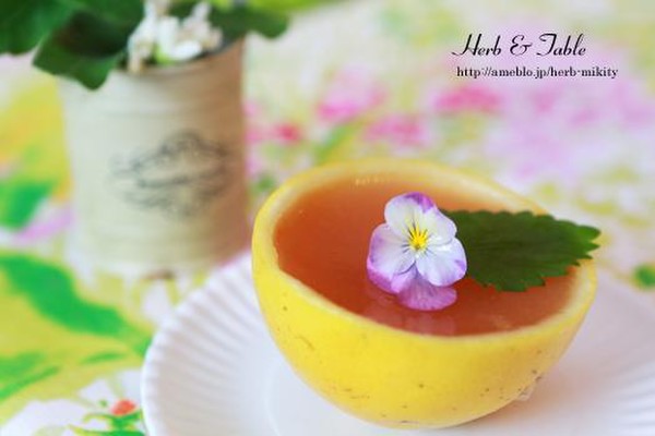ハイビスカスとグレープフルーツのビタミンゼリー