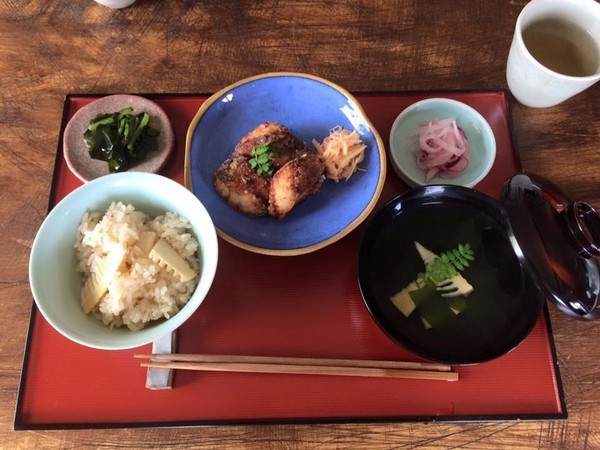 レッスン後のランチ
たけのこ下処理～調理