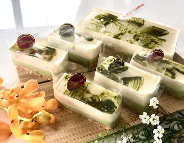 白ゴマと抹茶のレアチーズ