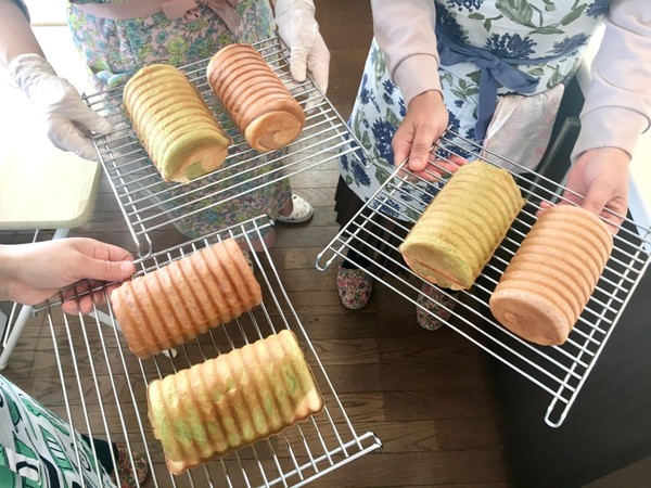 苺ミルクと抹茶ミルクのミニラウンドパン