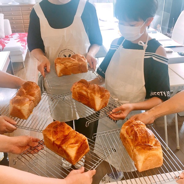 メープル食パン🍞
10歳の女の子も！
