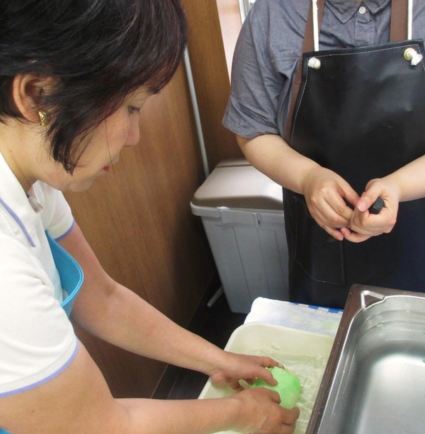 千日前「道具屋筋」に行って、食品サンプルを作りました。