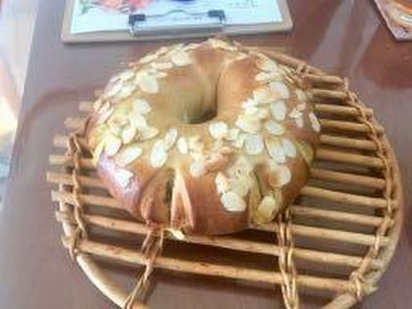 栗と黒糖のリースパン