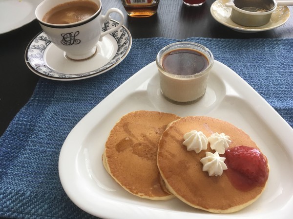 ある会の試食メニュー
パンケーキ&濃厚な黒糖パンナコッタ