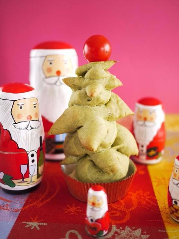 もちろんクリスマスツリーもあります。中身はなんとポテサラ！！
