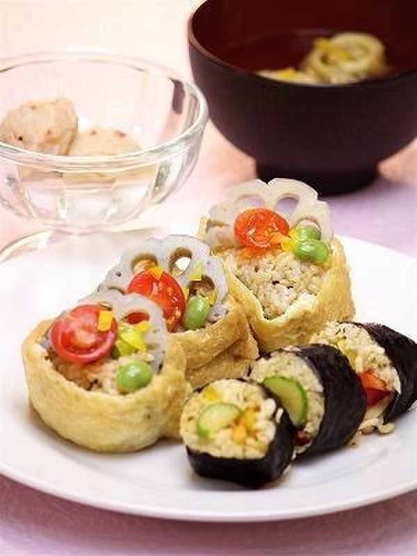 ひなまつりに向けて、野菜巻き寿司といなり寿司♡