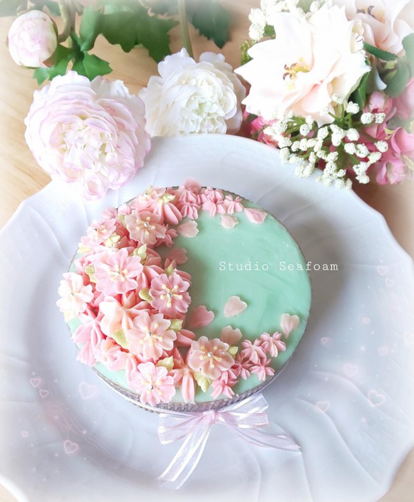 桜のフラワーケーキ🌸レッスンサンプルです❣️